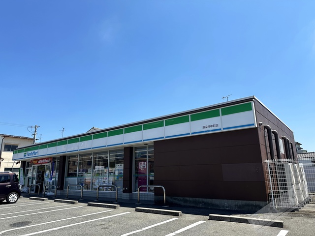 コンビニ　ファミリーマート堺深井中町店（コンビニ）まで498m