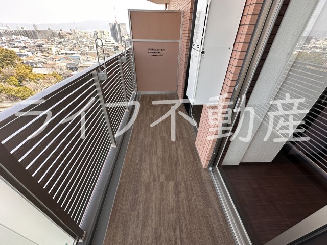 バルコニー　お洗濯にも便利なバルコニー付き