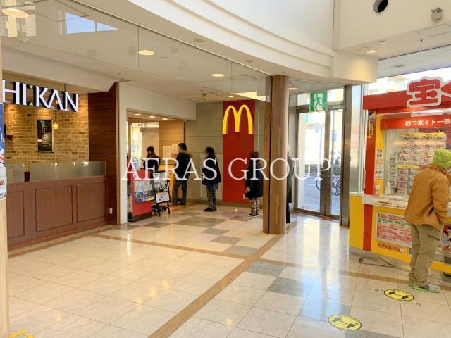 飲食店　マクドナルド四つ木イトーヨーカドー店（飲食店）まで418m