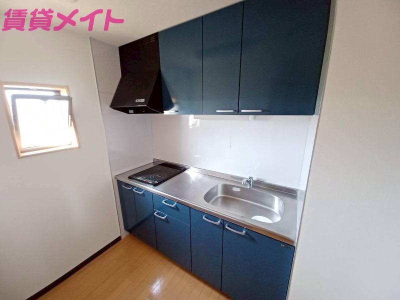 キッチン　別の部屋の写真を代用しております