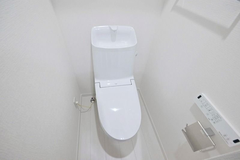 トイレ　別部屋参考写真です