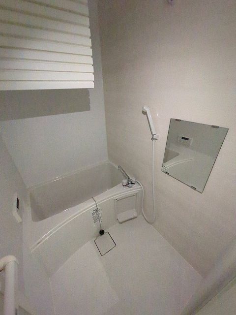エメラパン宮崎台の風呂写真