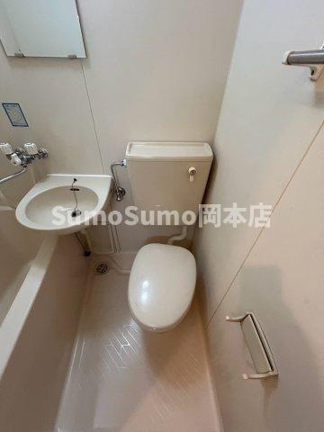 トイレ　ゆったりとした空間のトイレです