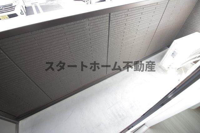 バルコニー　お洗濯にも便利なバルコニー付き