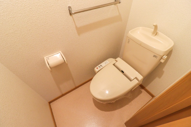 トイレ　図面と現状に相違がある場合には現状を優先