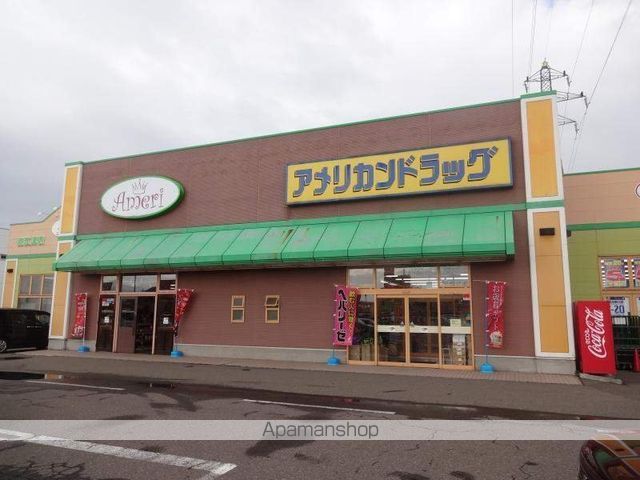 コンビニ　ローソン上越下門前店（コンビニ）まで190m