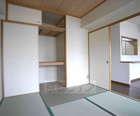 収納　たっぷりサイズの収納です