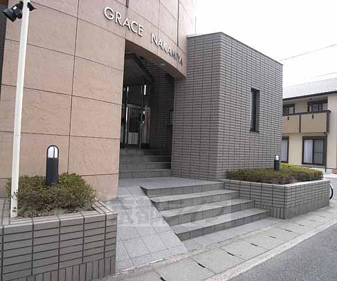 エントランス　マンション入り口です。