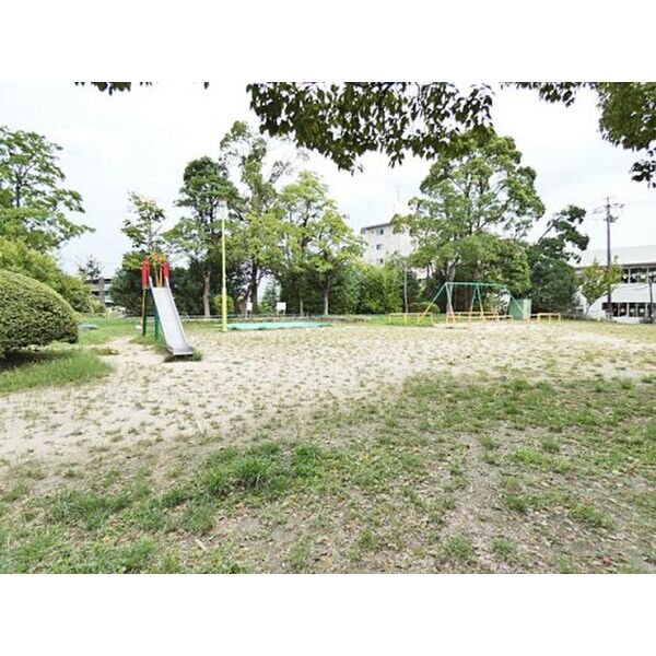 その他　【公園】平和が丘第一公園まで802m
