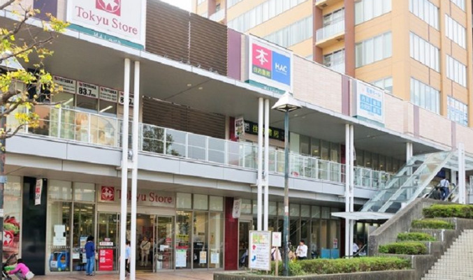 その他　モレラ東戸塚西口店（その他）まで400m
