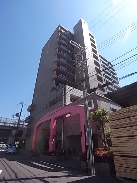 建物外観　落ち着いた雰囲気の外観です
