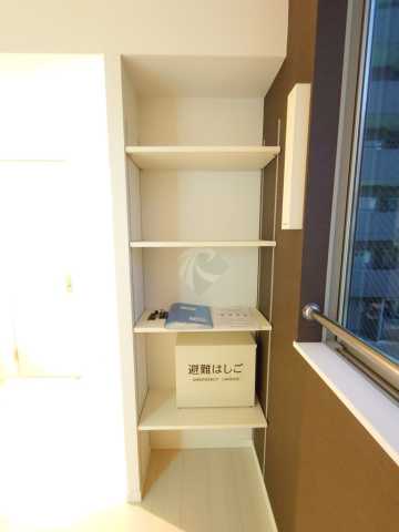 収納　サンプレミオ東高円寺
