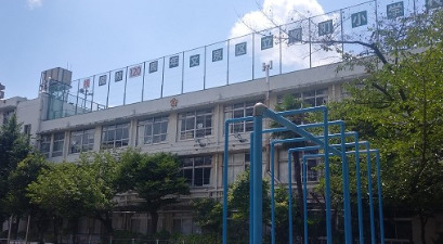 小学校　文京区立柳町小学校（小学校）まで369m