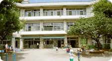 幼稚園・保育園　中里保育園（幼稚園・保育園）まで260m
