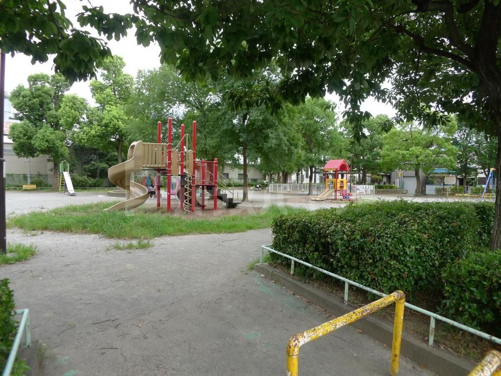 公園　下の公園（公園）まで370m