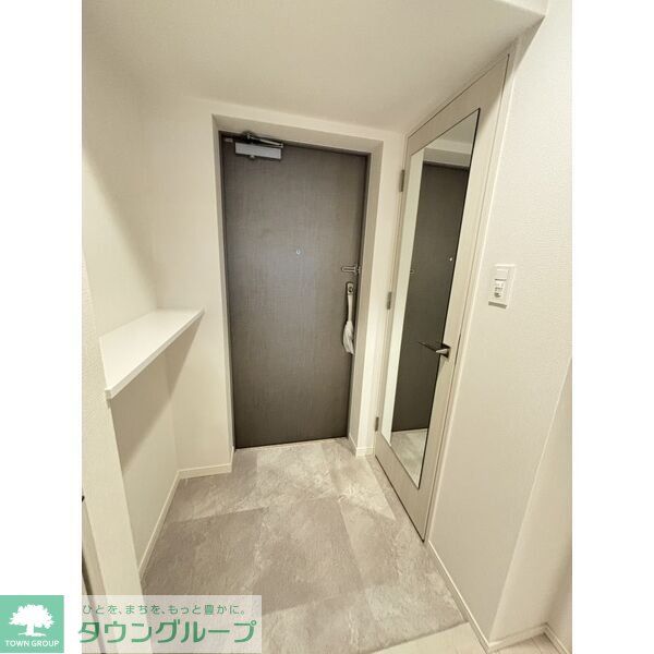 スプランディッド大阪EASTの玄関写真