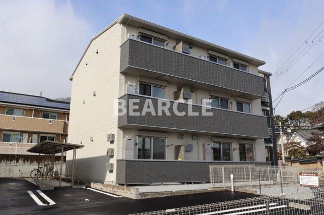 建物外観　落ち着いた雰囲気の外観です