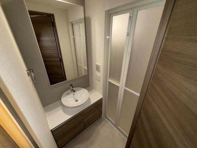 洗面設備　同物件別部屋写真