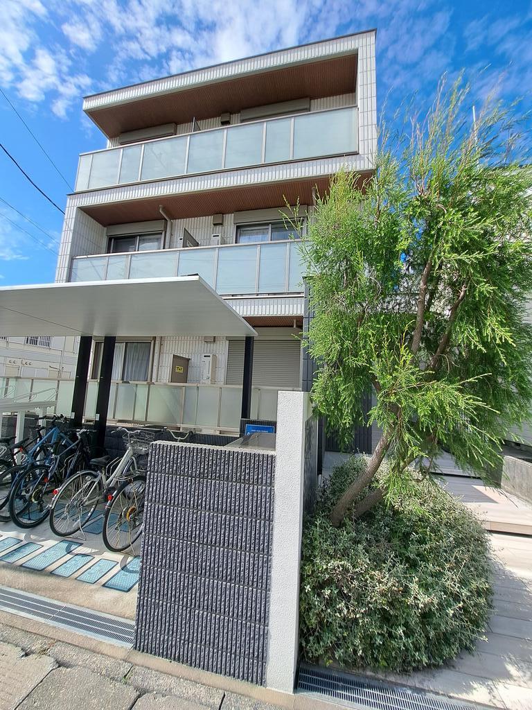 建物外観　●旭化成ヘーベルメゾン♪