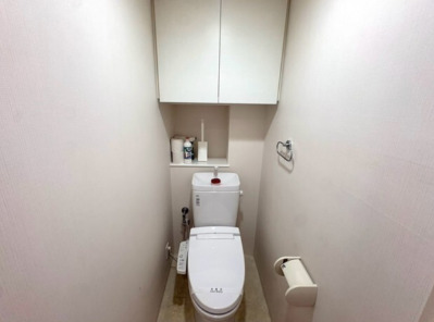 トイレ　落ち着いたトイレです