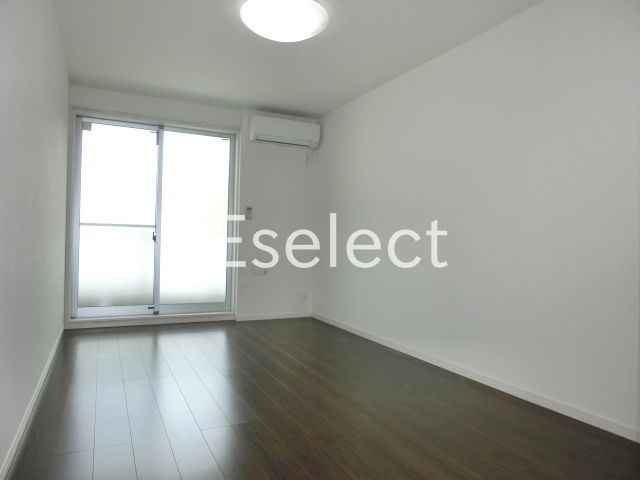 居室・リビング　採光の良いお部屋です。