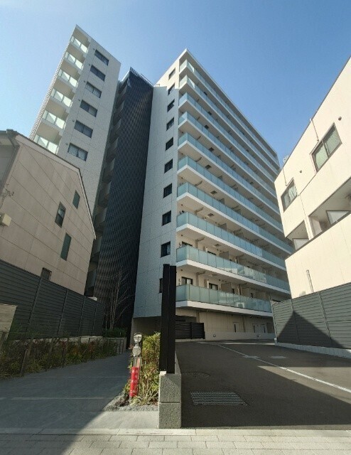 建物外観　外観タイル張りです