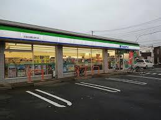 コンビニ　ファミリーマート 小金井浅間山通り店（コンビニ）まで92m