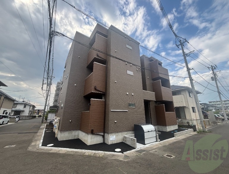 建物外観　宮城県仙台市若林区荒井「ＲＥＧＡＬＥＳＴ六丁の目」