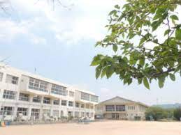 小学校　たつの市立神岡小学校（小学校）まで1900m