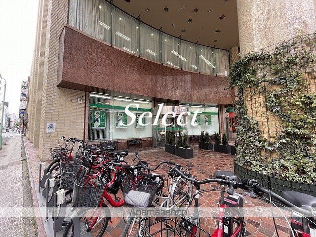 銀行　（株）りそな銀行／横浜支店（銀行）まで190m