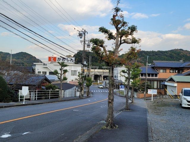 銀行　豊川信用金庫本宿支店（銀行）まで703m