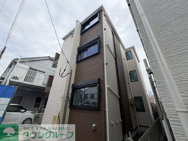 ココライフ生麦の外観写真