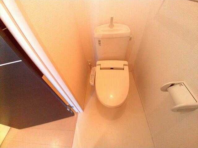 トイレ　別号室参考写真