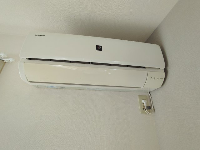 その他設備　うれしいエアコン付きです