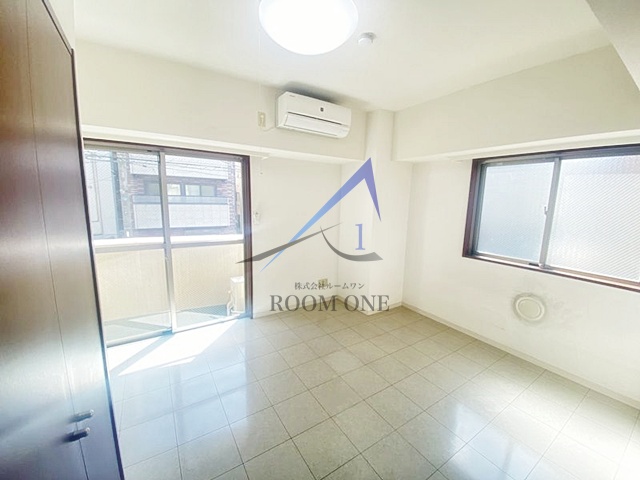 居室・リビング　洋室のお部屋です。
