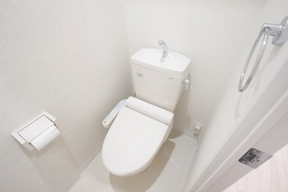 トイレ　※別部屋の写真です