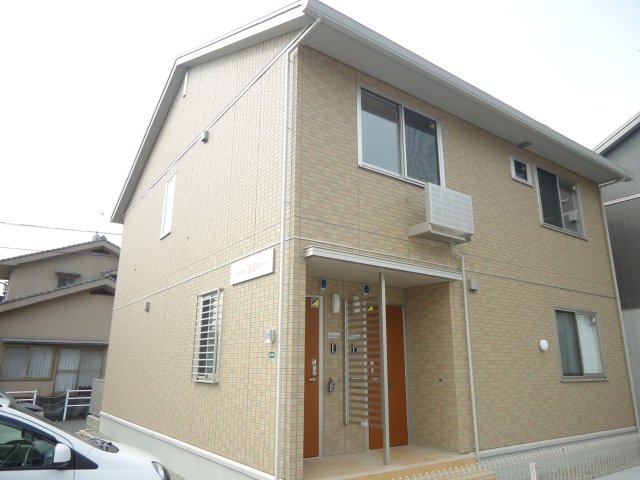 建物外観　D-roomリリィー・軽量鉄骨造