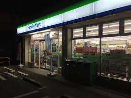コンビニ　ファミリーマート 三鷹消防大学通り店（コンビニ）まで797m