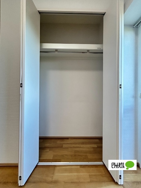 収納　※別部屋の写真となります