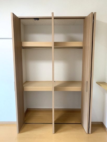 収納　※同マンション別部屋写真のため、現状優先。