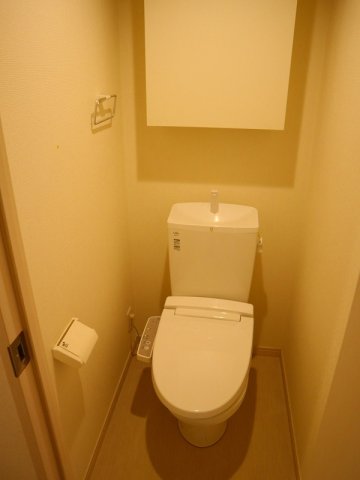 トイレ　コンパクトで使いやすいトイレです