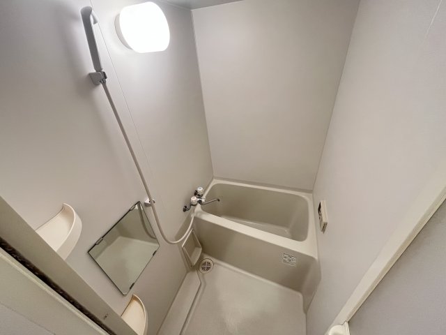 ライジングコート深江本町フラワーパークの風呂写真