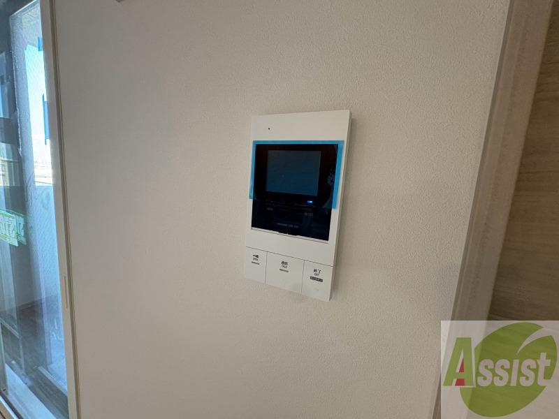セキュリティ　ＴＶモニター付インターホンです。来客者の顔が見えるので安心！