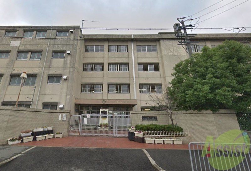 小学校　西宮市立深津小学校（小学校）まで530m