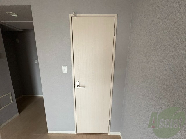 収納　こちらは収納になります。衣類の収納に便利ですね。