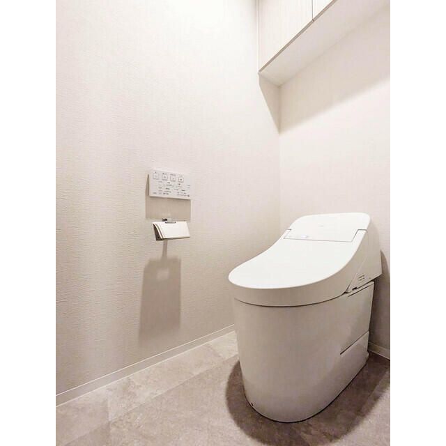トイレ　清潔感のあるトイレです