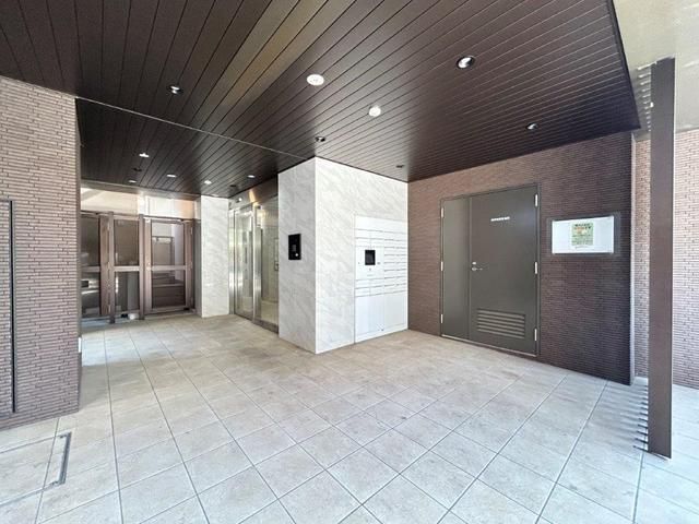 エントランス　毎日通るエントランスはこのようになっています
