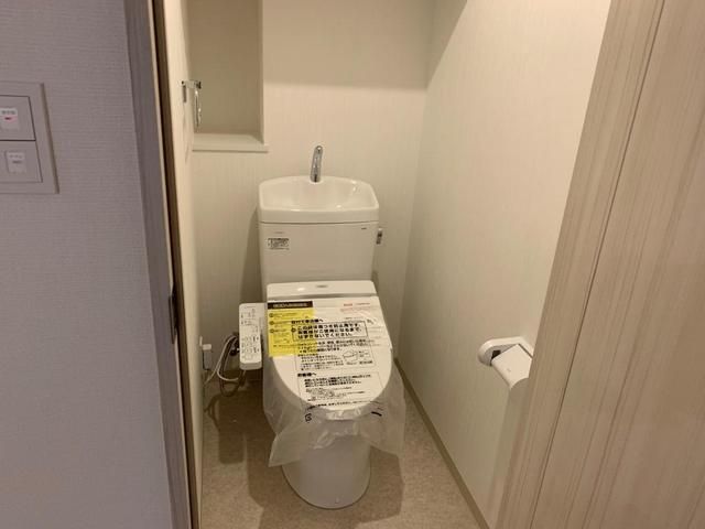 トイレ　写真は同タイプ住居です