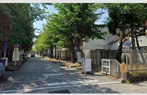 ＪＲ高山本線 西富山駅 徒歩8分 3階建 築42年の周辺写真