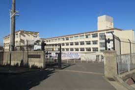 中学校　神戸市立桃山台中学校（中学校）まで171m